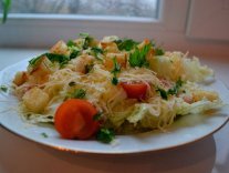Салат из китайской капусты: яркие и сытные рецепты