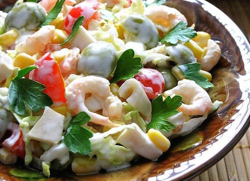 салат из морепродуктов