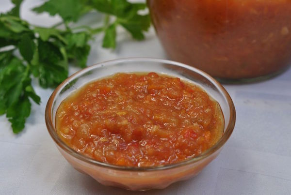 Диетическая горбуша в томатном соусе – кулинарный рецепт