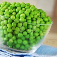 Салат с зеленым горошком: основы приготовления и рецептура