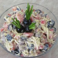 Салат из говяжьего языка — сытное, полезное и оригинальное блюдо по любому случаю