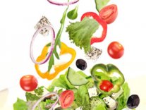 Постные салаты в вашем доме: советы и рецепты для вегетарианцев