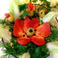 Невероятно вкусные рецепты салатов на праздничный стол
