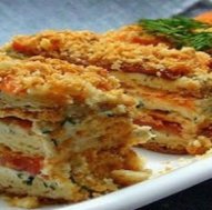Салат с копченой курицей с сыром, ананасом, грушей в разных рецептах