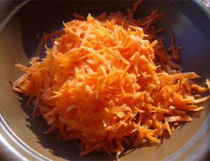 Салат из моркови и яблока в простых и изысканных рецептах