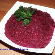 Салат из свеклы с чесноком — лучшие рецепты на любой случай