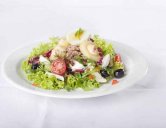 Средиземноморский салат в популярных рецептах