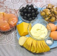 Салат «Подсолнух» — вкусное украшение вашего стола!