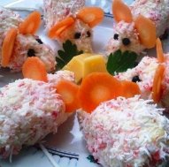 Праздничные салаты станут украшением стола и поразят всех вкусом и ароматом!