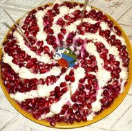 Салат «Гранатовый браслет» — «драгоценная» сказка на вашем столе!