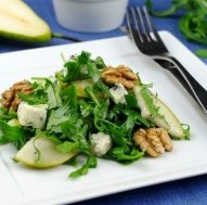 Салат с грушей: празднично, вкусно, полезно и оригинально! Записывайте рецепт!