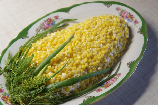 Салат из консервированной кукурузы
